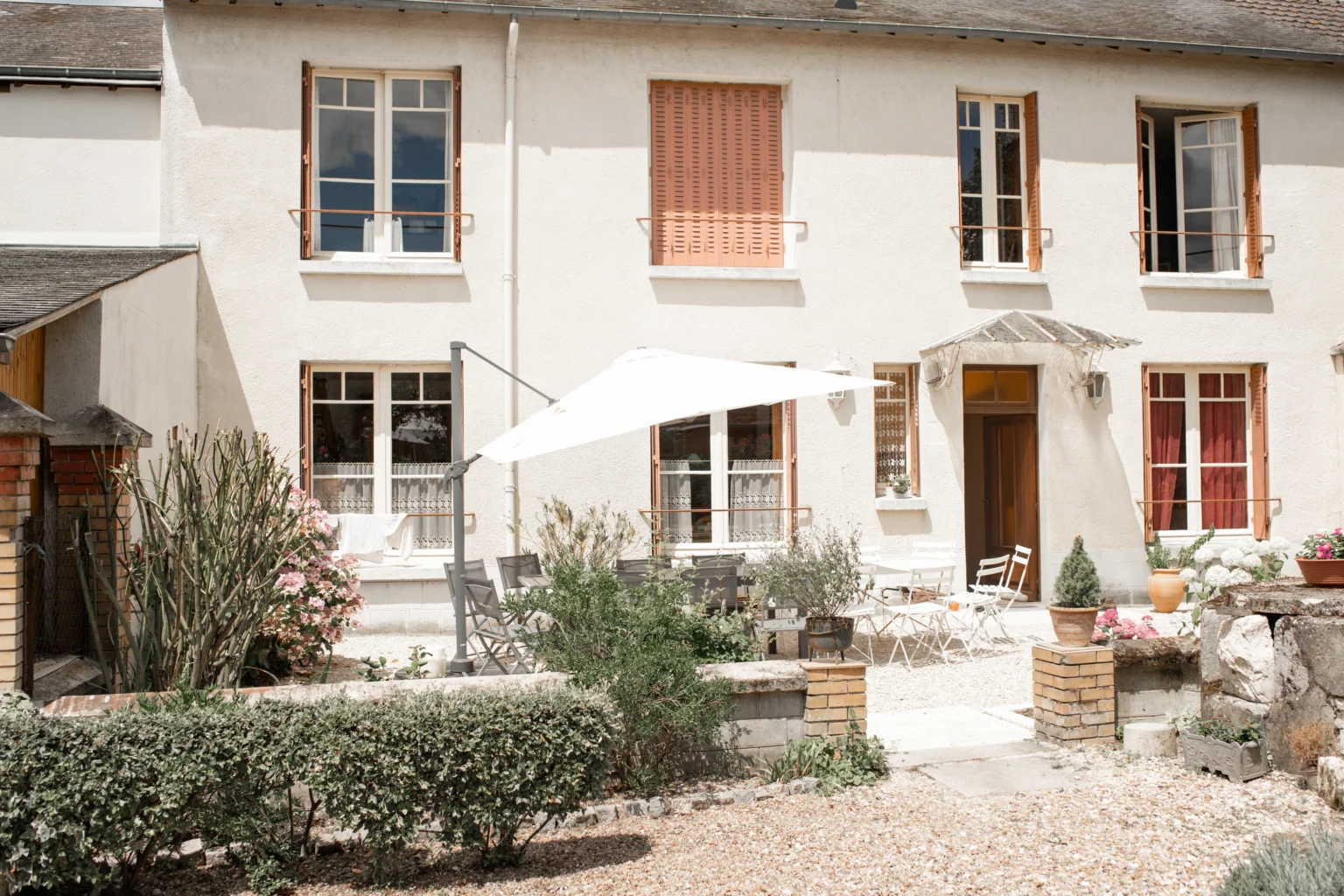 photo de la maison de reception lors d'un mariage prise par Quentin Viel