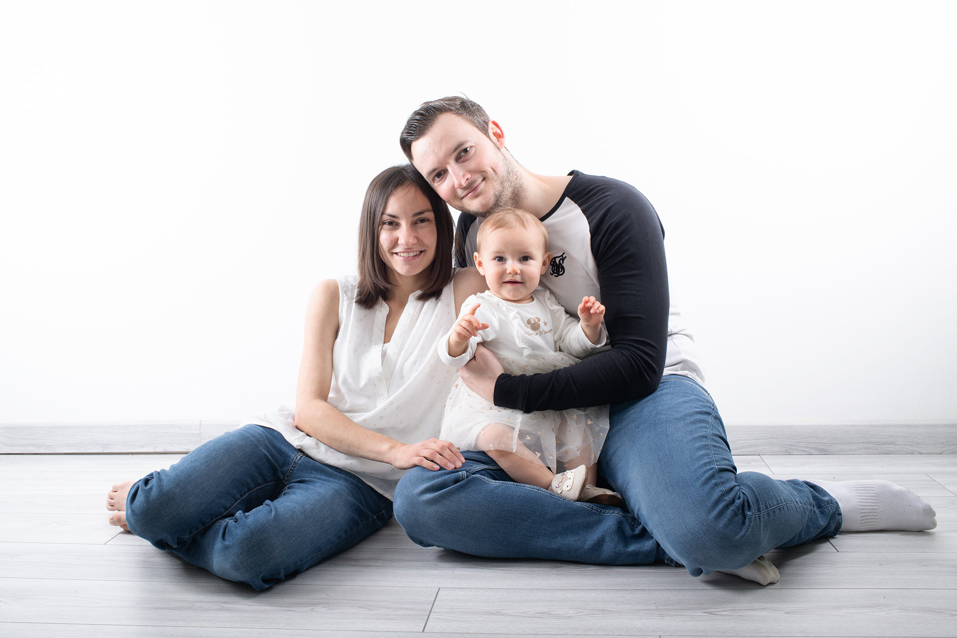 Photo photo studio réaliser lors d'une Séance photo en famille, photo prise par Quentin Viel photographe à Orléans